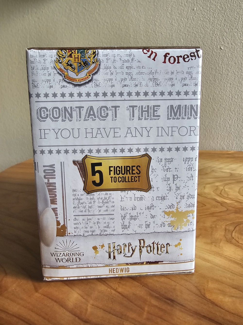 Warner Bros. Harry Potter Hedwig White Collectible Figure - Picture 5 of 5